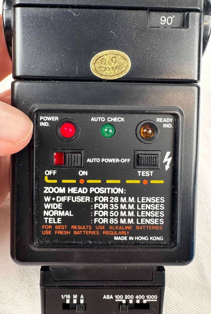 STAR-D SDG-480 camera flash with case. Tested and works.