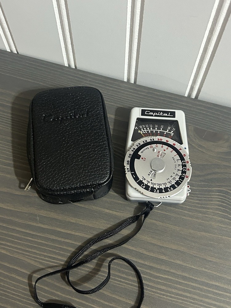 Vintage Capital Light Exposure Meter With Case! Read! Untested