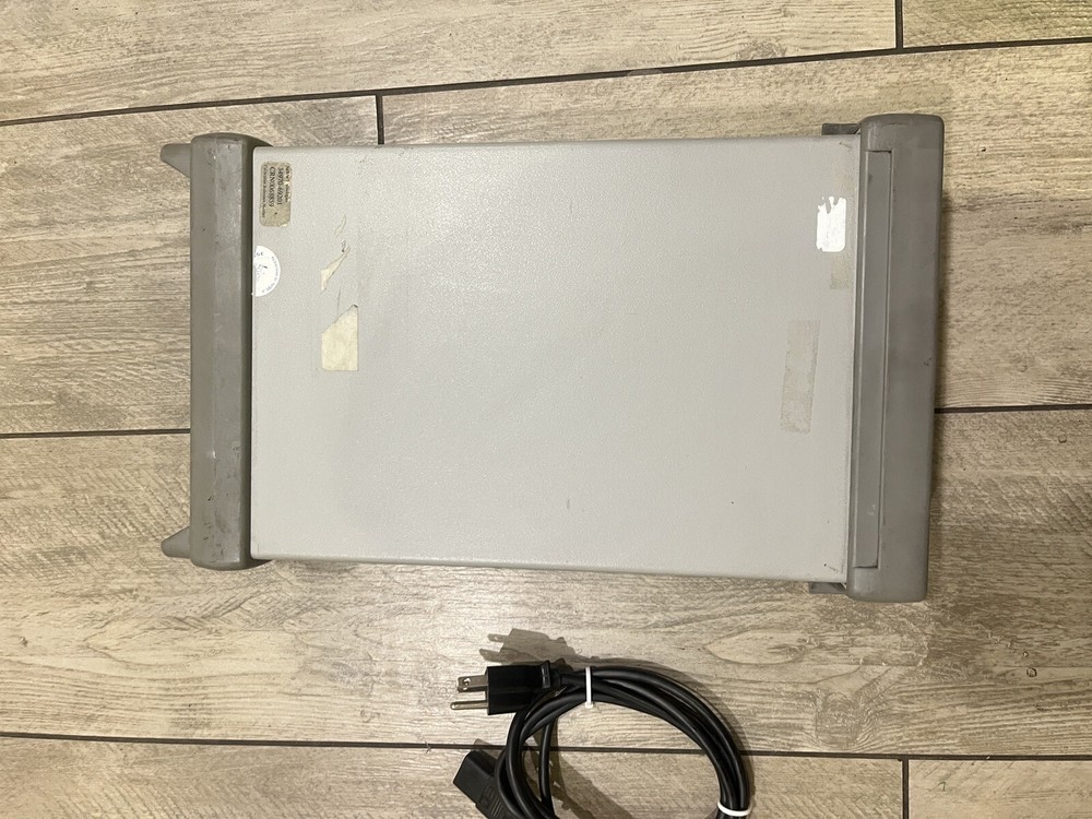 HP 34970A Data Acquisition Switch Unit -USED