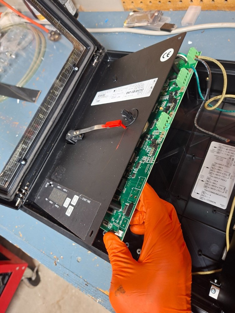 Partlow MRC 5000 Circular Chart Recorder