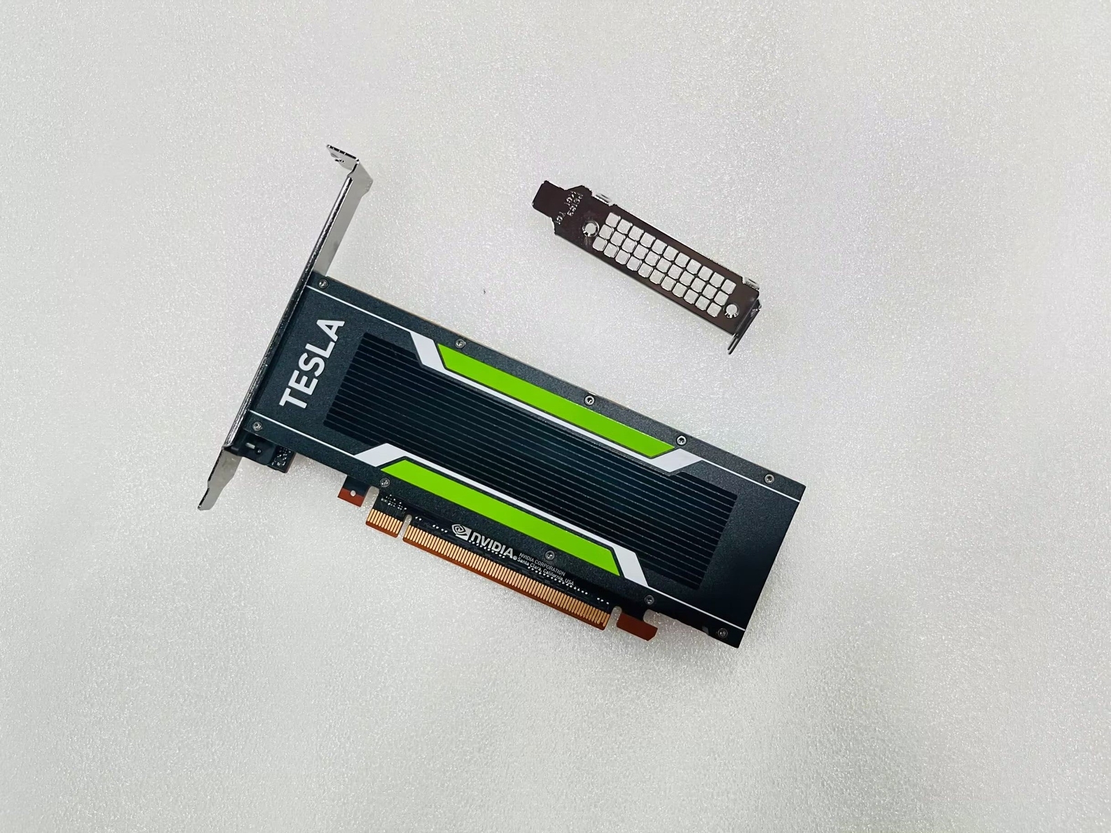 Nvidia Tesla P4 8GB graphics GDDR5 Supermicro PCI-E GPU Card