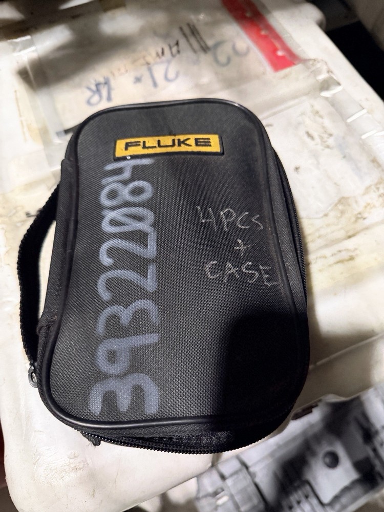 Fluke 77IV Multimeter Process Calibrator with Case, 4pcs,