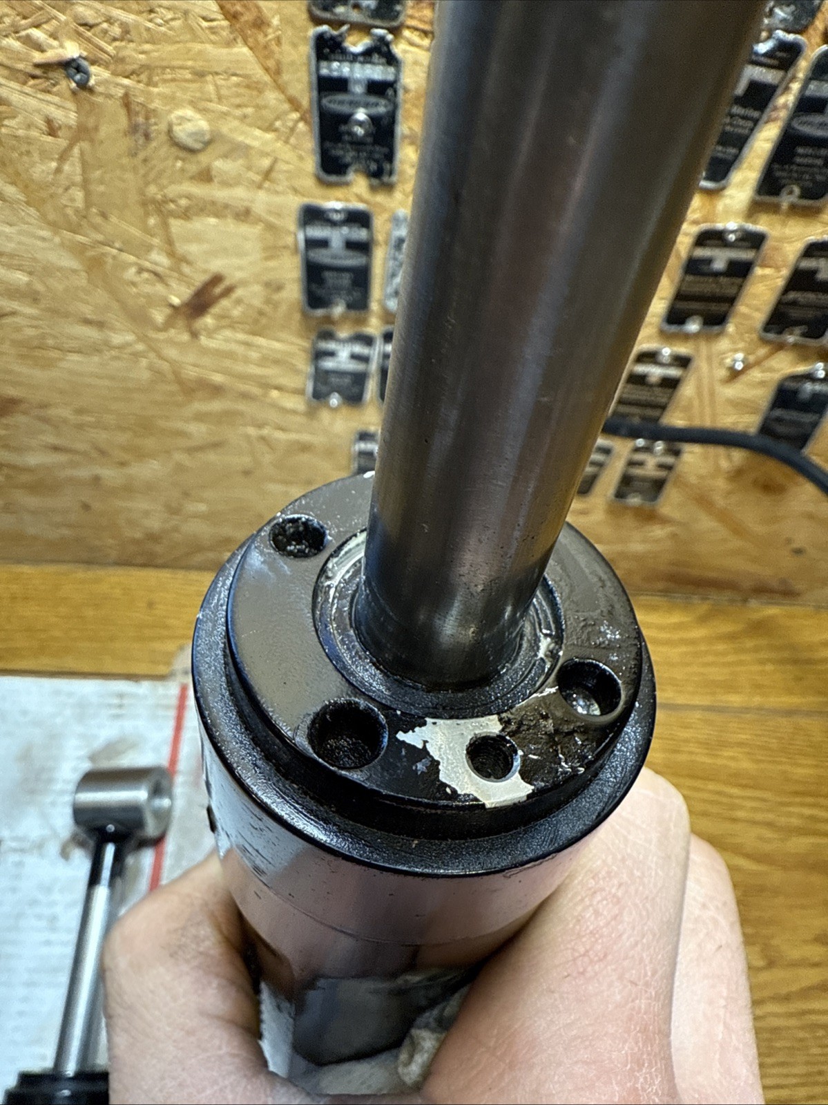 Mercruiser trim cylinders 815935-1/815954-1