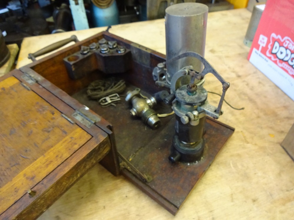 McInnes Donnie Engine indicator