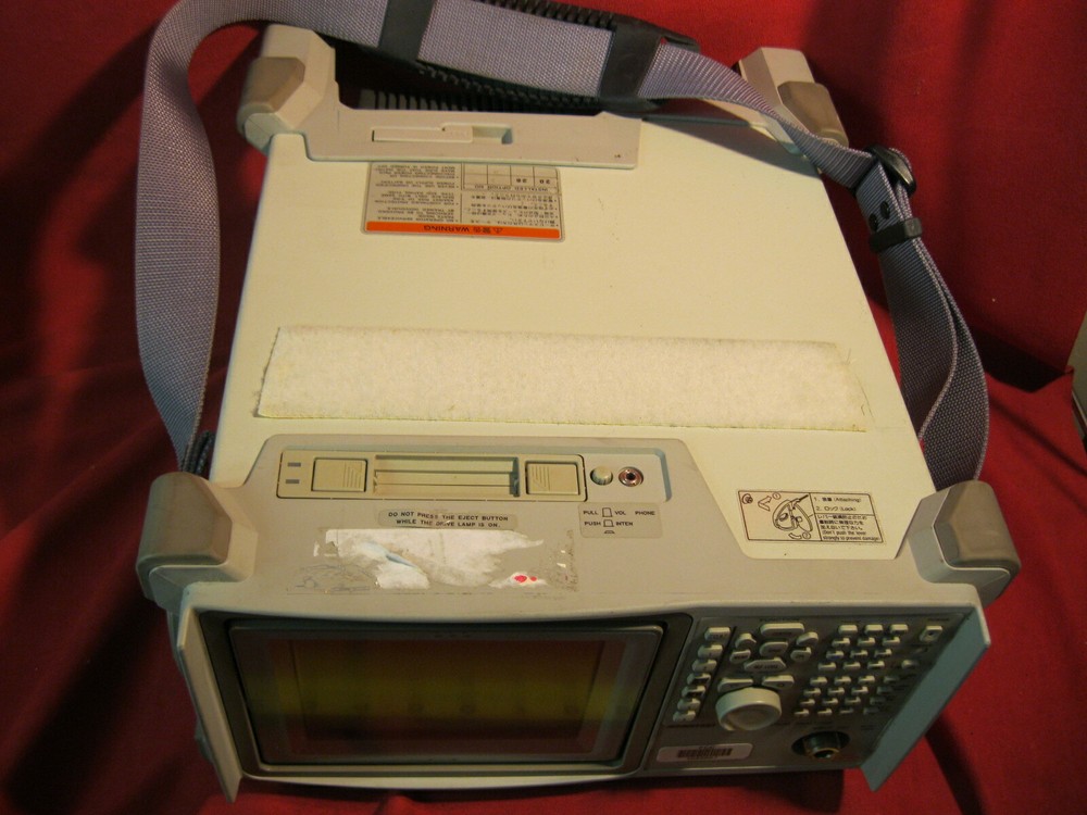 Advantest U3641 Spectrum Analyzer Frequency Range 9 kHz to 3 GHz