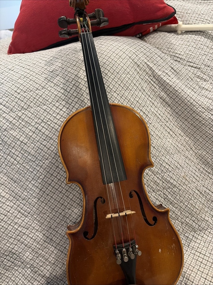 1977 E.R. Pfretzschner Violin With Bow And Case