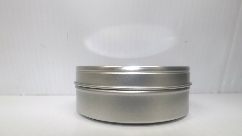 24 - 4 oz. Stackable Shallow Round Tin Cans with Lid / New