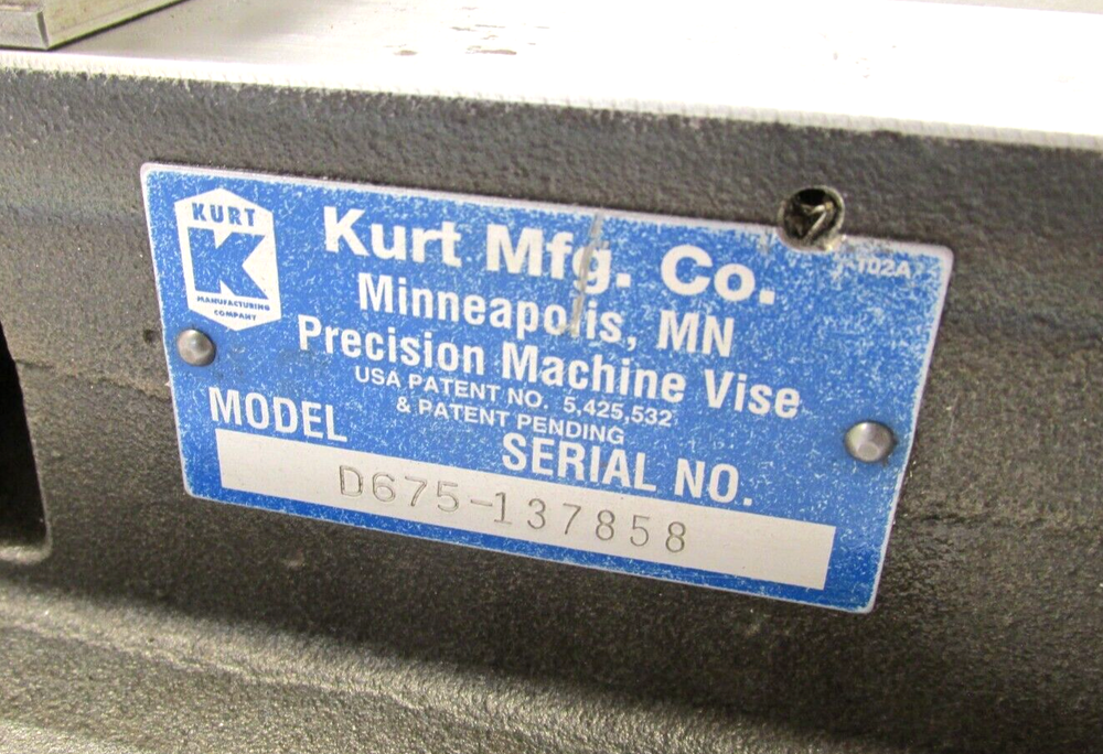 KURT ANGLOCK 6" MILLING MACHINE VISE - #D675