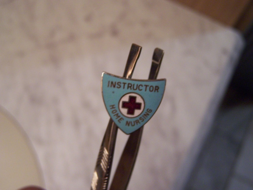 Vintage RED CROSS Pin INSTRUCTOR HOME NURSING