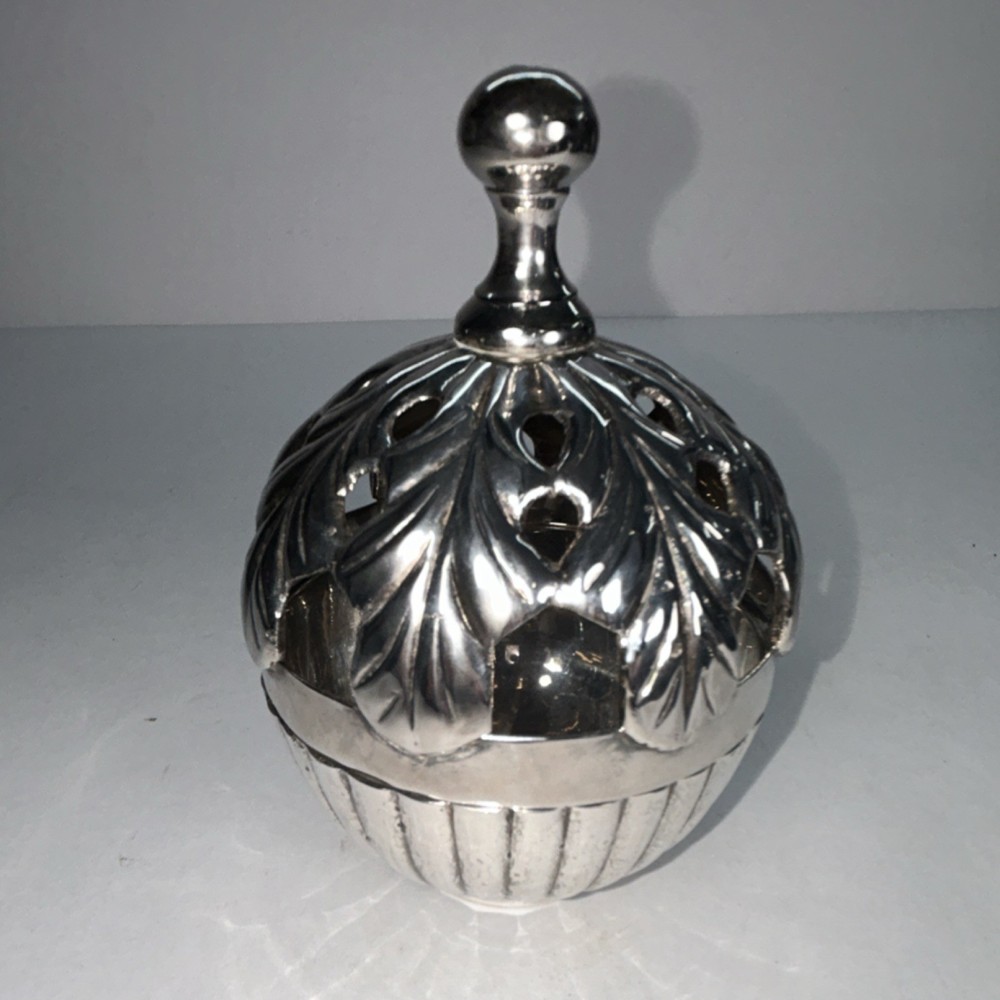 International Silver Co. Handmade Silverplated Decorative Box