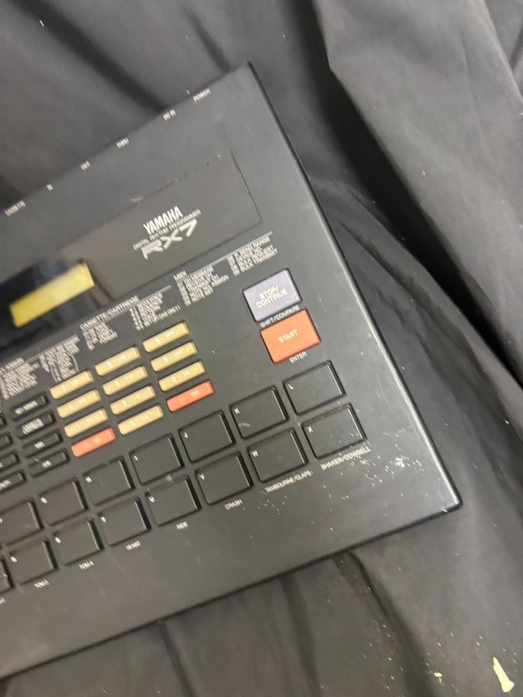 Yamaha RX7 Digital Rhythm Programmer Drum Machine Vintage Good condition