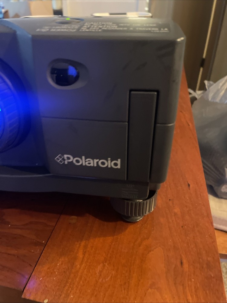 Polaroid Model 215E LCD Projector