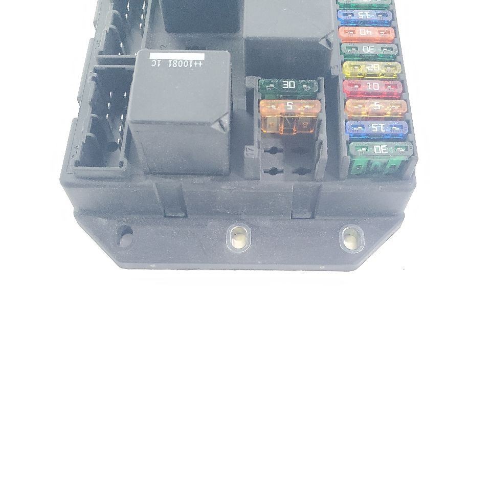 2010 Range Rover OEM Trunk Boot Fuse Box Module 519392104