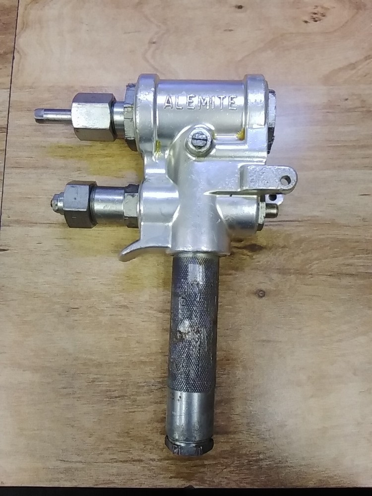Alemite Grease Gun