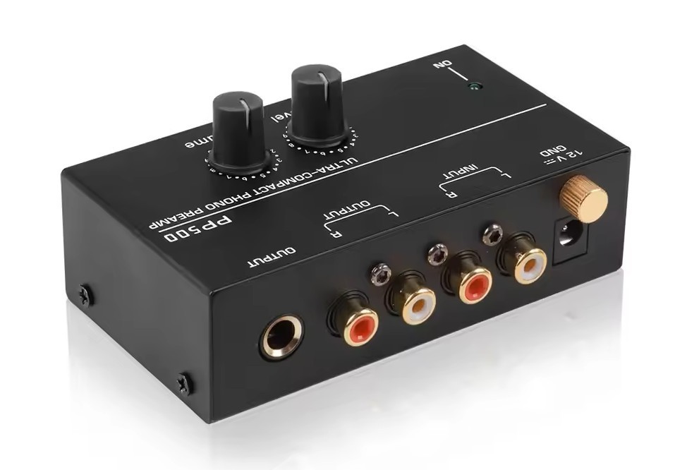 DLX PHONO PREAMP With Adjustable Level Out & Headphone Amp!! FREE RCA CABLE!