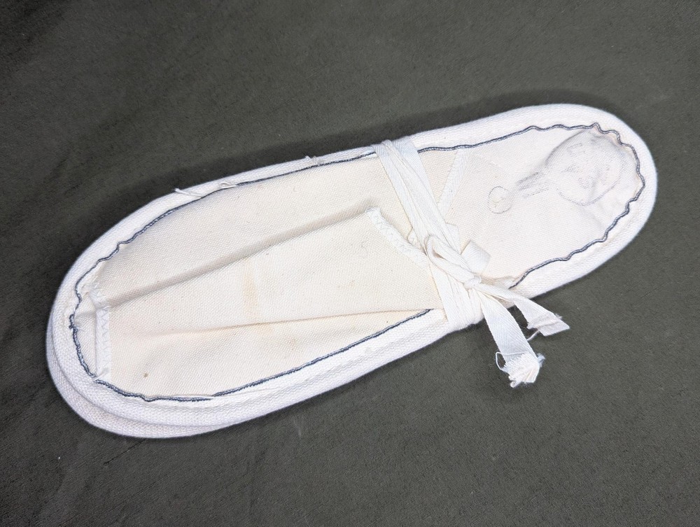 Vintage WWII era US Hospital Slippers Medical Shoes Medium 1940s New Old Stock