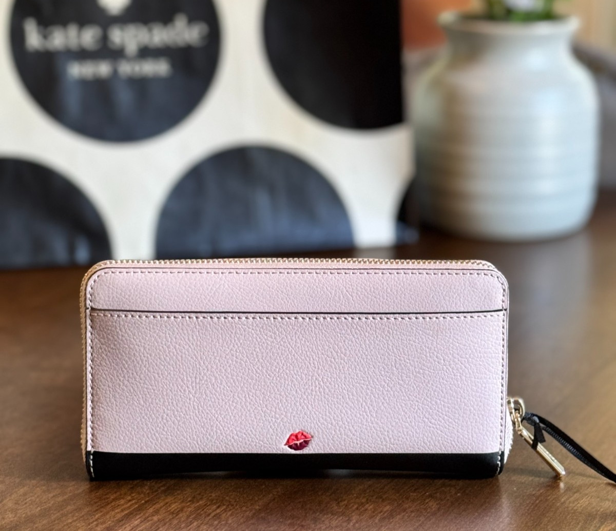 Kate Spade x Disney Minnie Mouse Large Continental Wallet - Limited Edition