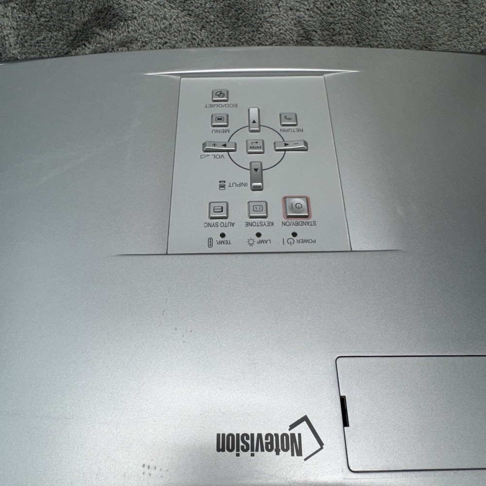 Sharp XG-C330X 3LCD Projector 3300 ANSI With Remote