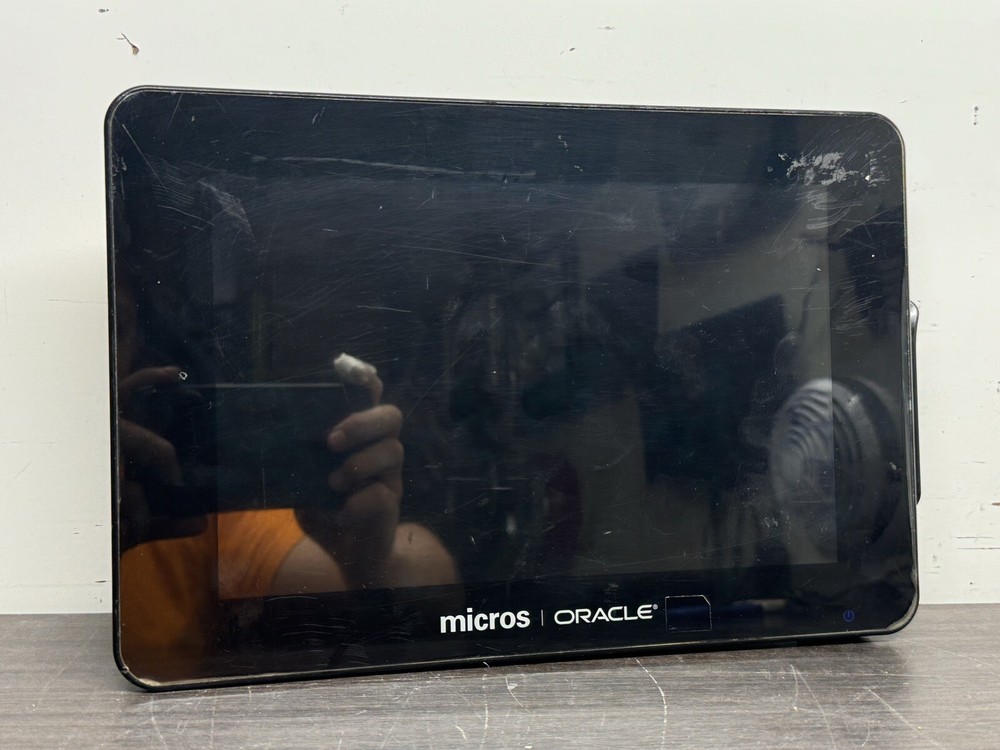 Oracle MICROS Workstation 3 POS Terminal - M70