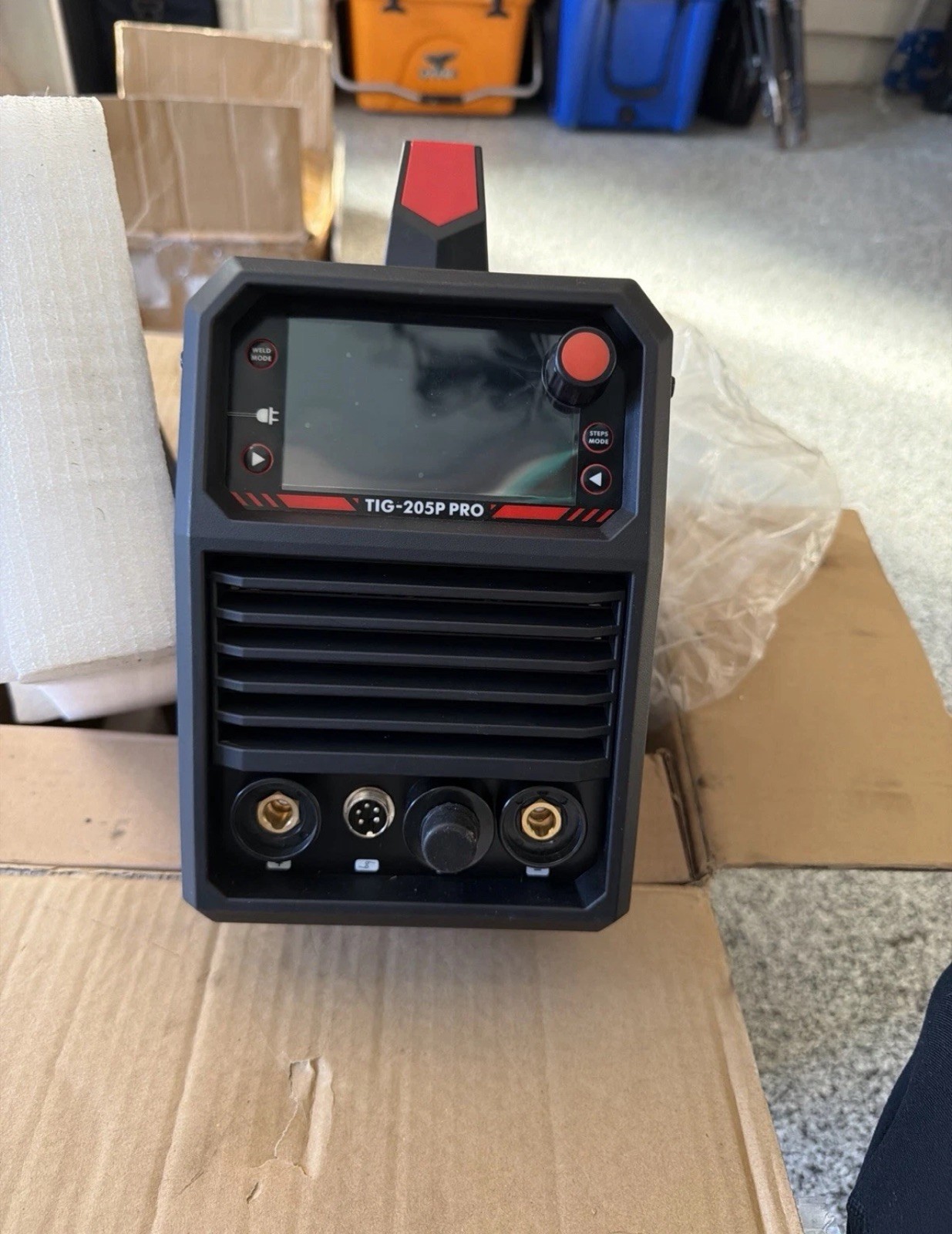 YESWELDER TIG Welder TIG-205P PRO with Torch Kit & Regulator 110V/220V New/Open