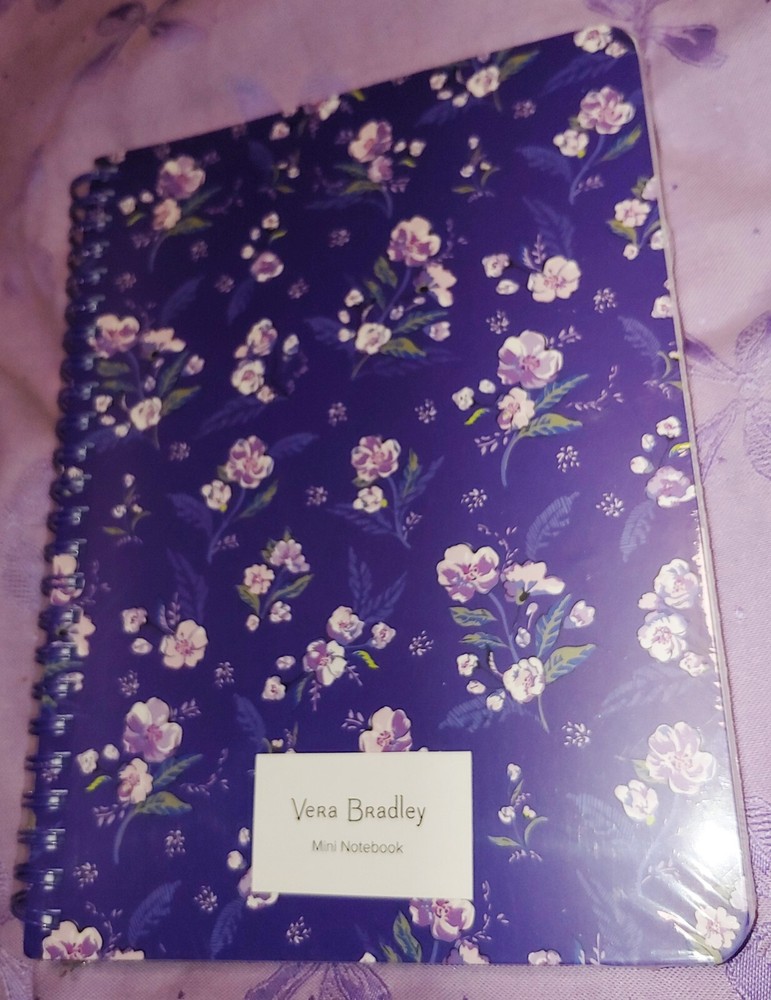 NWT VERA BRADLEY REVERSIBLE NOTEBOOK ROMANTIC GEO