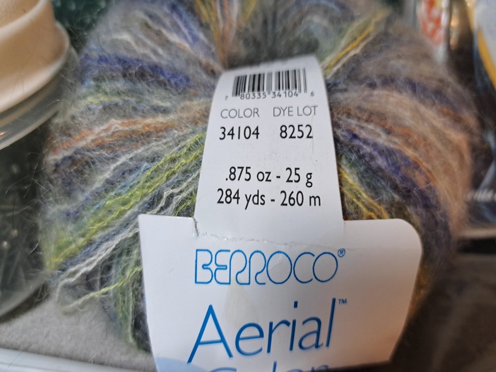 Craft Lot Started Projects & More #3039L283