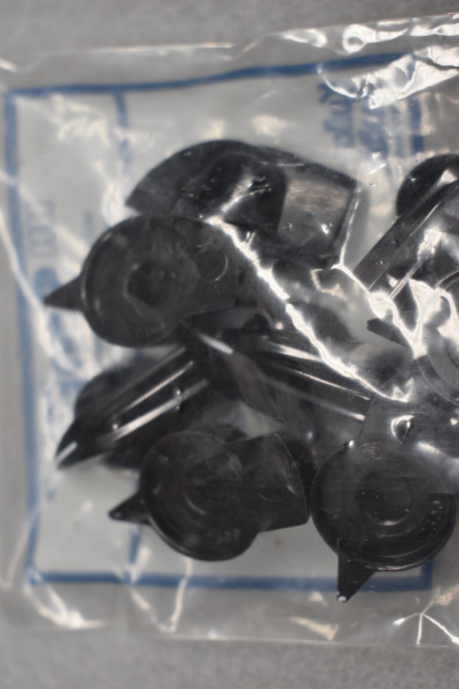 Daka Ware Chickenhead Black Control Knobs With Engraved White Indicator Lines