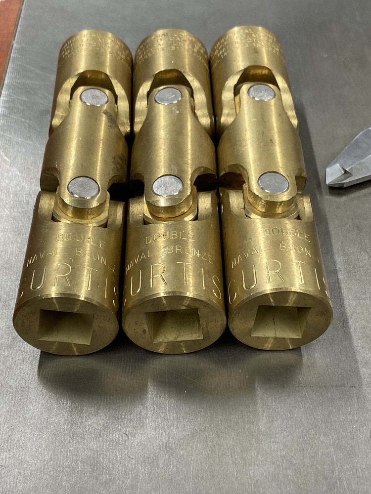 1 1/2" DIAMETER LARGE BRONZE CURTIS DOUBLE UNIVERSAL JOINT 3/4" SQUARE SOCKETS !