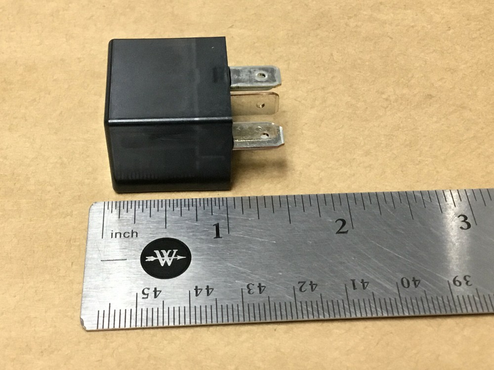 1 PC PANASONIC CB1-24V-H90 Solid State Relay CB1-24V, 650406