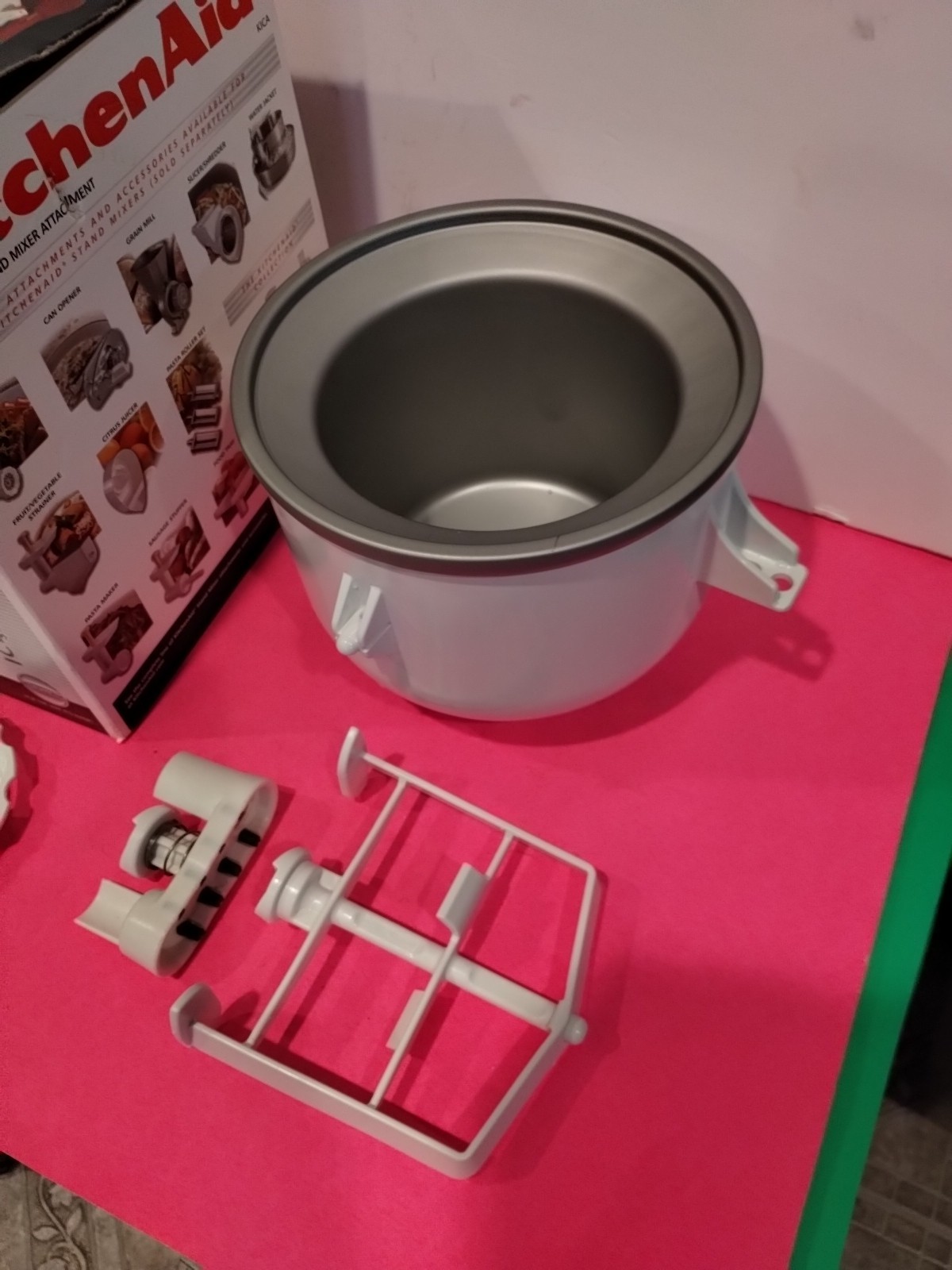 KitchenAid Ice Cream Maker Attachment with Box KICA- White Bowl,, EXC Cond