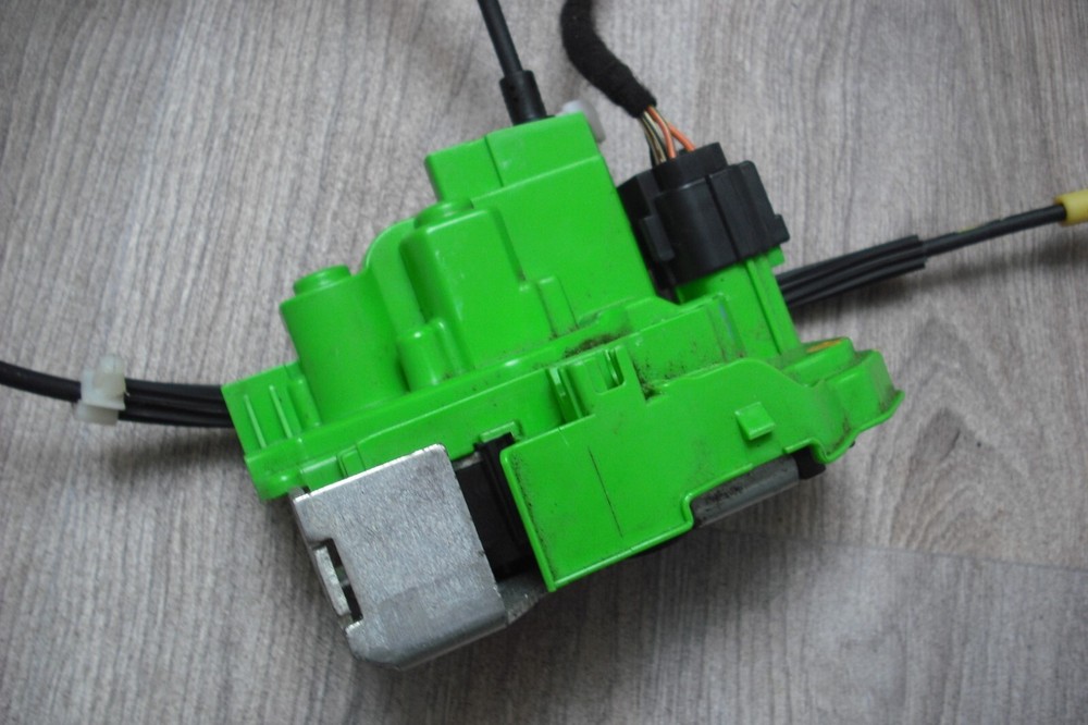 ALFA ROMEO MITO 3DR 2011 FRONT DOOR CATCH LEFT SIDE