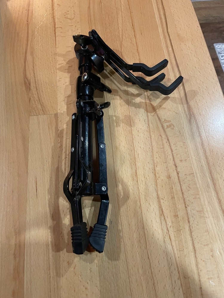 Light Weight Snare Stand Basic Stand folds down easy