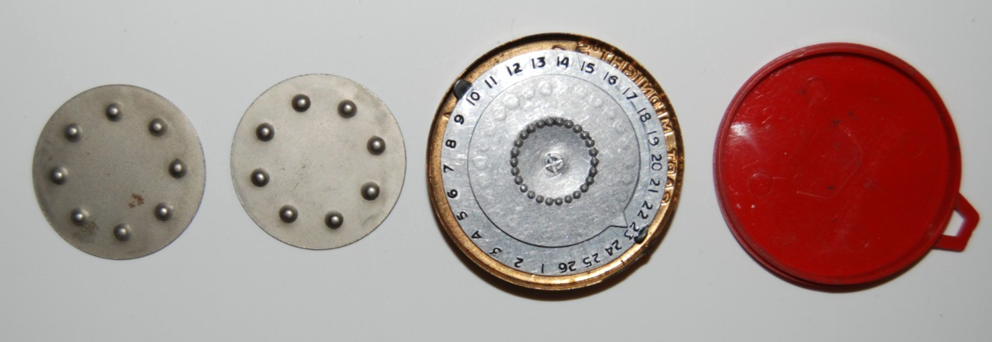 VINTAGE LOT OF CAPT MIDNIGHT TOY PREMUMS JUNK DRAWER AS FOUND IN ATTIC BOX