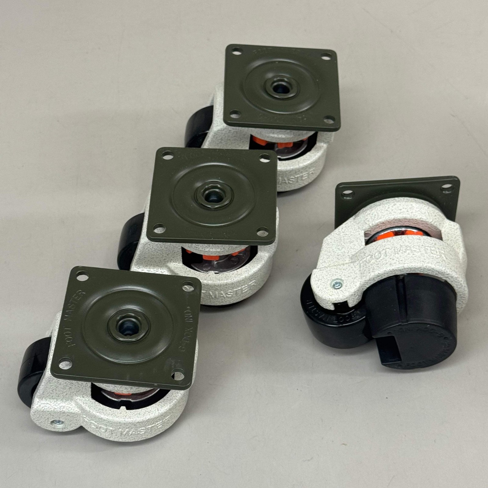FOOT MASTER (4 Wheels) Plate Caster Mounting Swivel Wheel Set 3 1/4" Mounting HT