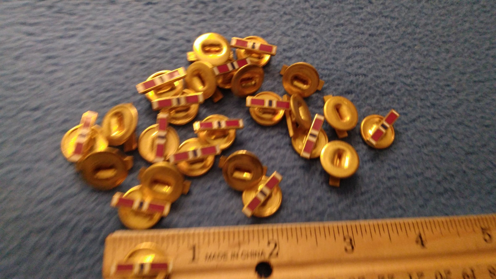 WWII -  LOT OF 25 - U.S. MILITARY BRONZE STAR BUTTON  HOLE LAPEL DEVICE'S