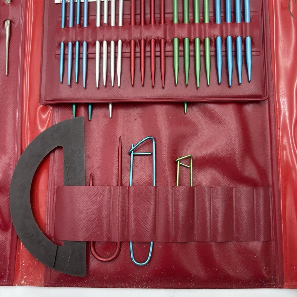 Vintage Boye Knitting Needles Set With Case