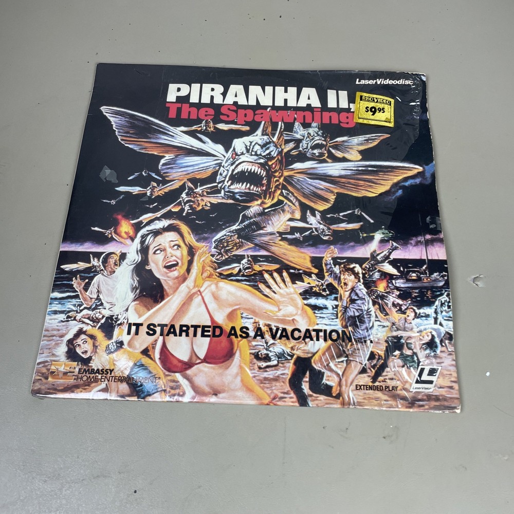PIRANHA II: THE SPAWNING Laserdisc LD PART TWO 2