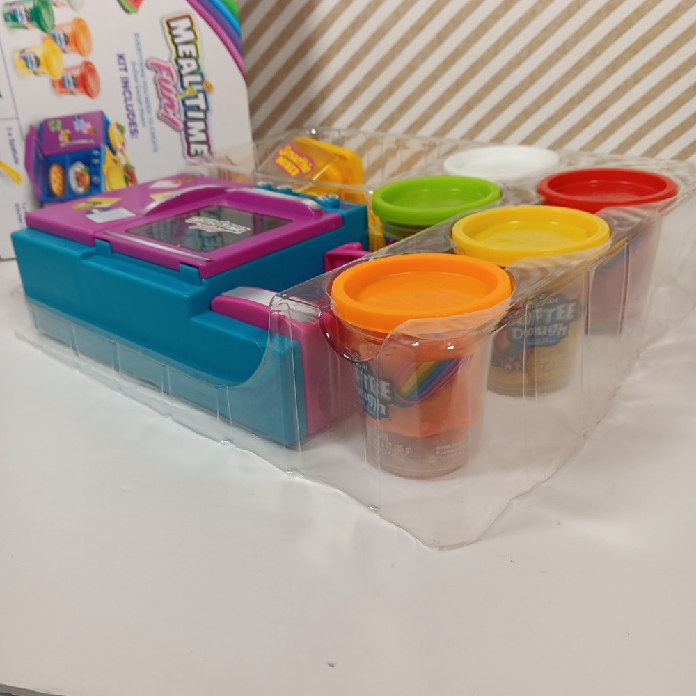 Cra-Z-Art Softee Dough Multicolor Mealtime Fun Open Box (1954)