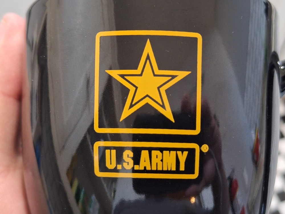 U.S. Army Mug Color Black Used