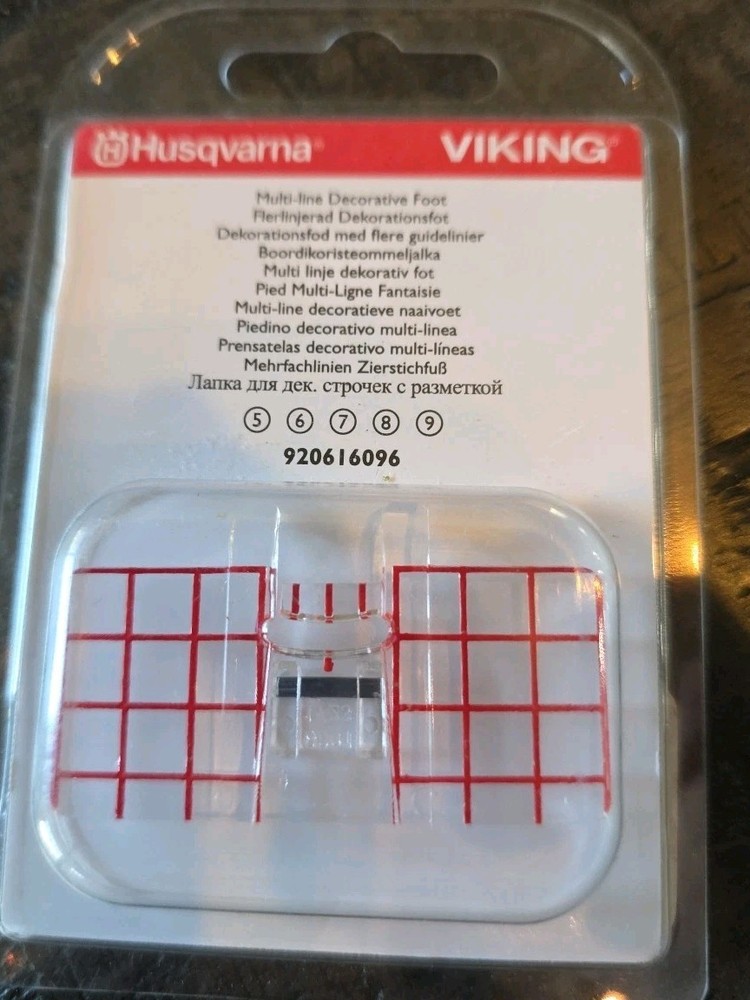 Multi-line Decorative Foot