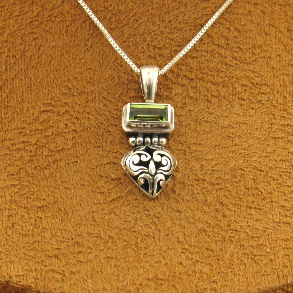 Elegant Sterling Silver Peridot Necklace