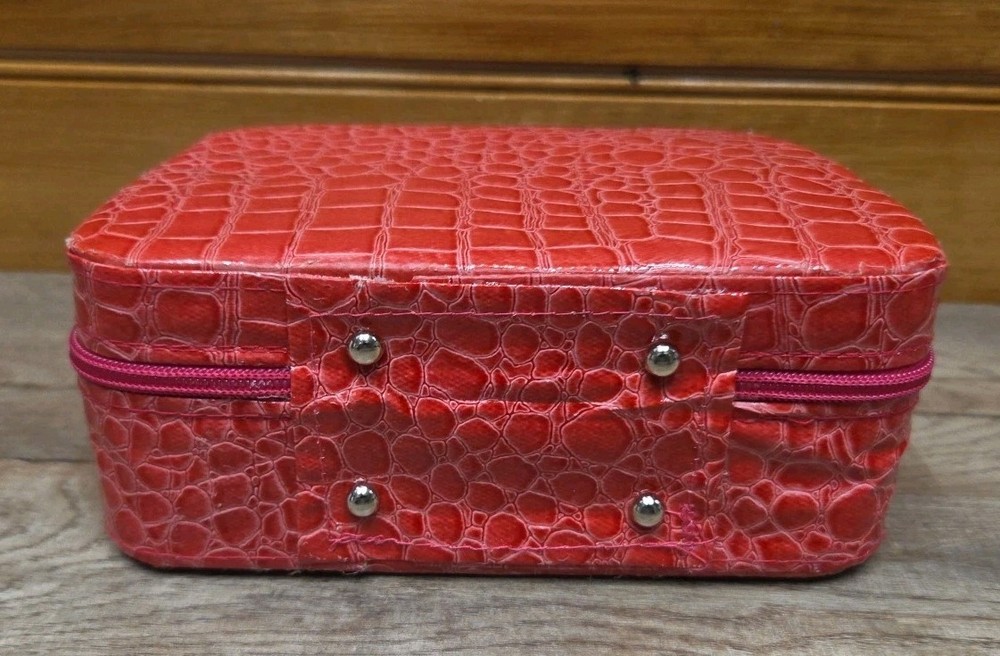Children’s Makeup Kit & Case Designed For Imaginative Play Includes Items Shown