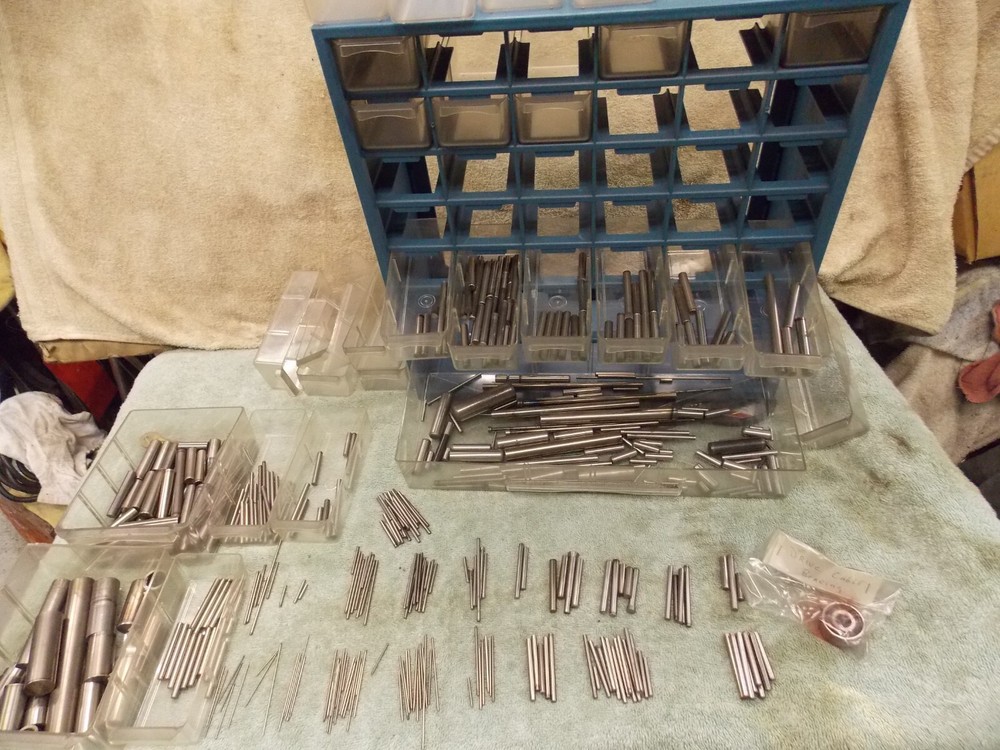 200 Plastic Injection Mold Ejector Pins Alignment Leader Tool Room Machinist