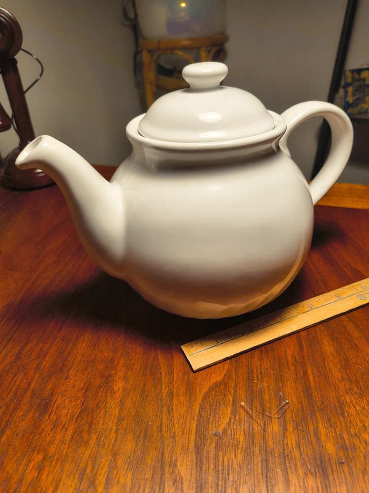 Corelle Coordinates Stoneware Teapot White Enhancement Pattern 1995- 2015