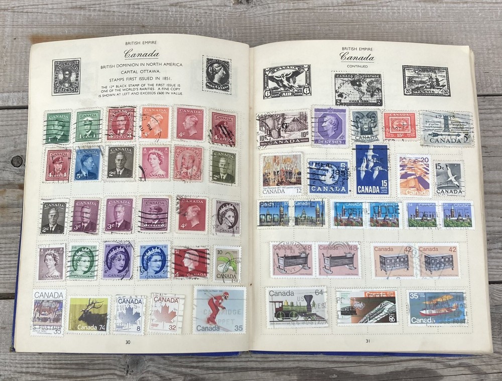 Vintage Royal Mail Stamp Album 1200 Stamps