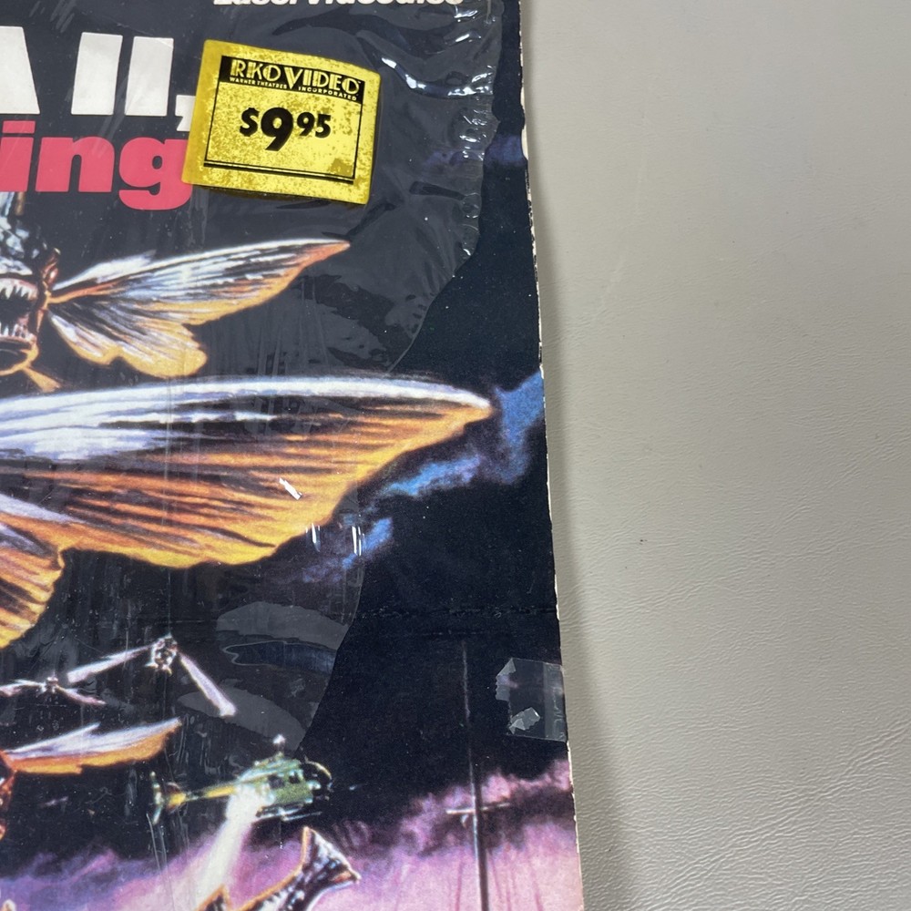 PIRANHA II: THE SPAWNING Laserdisc LD PART TWO 2