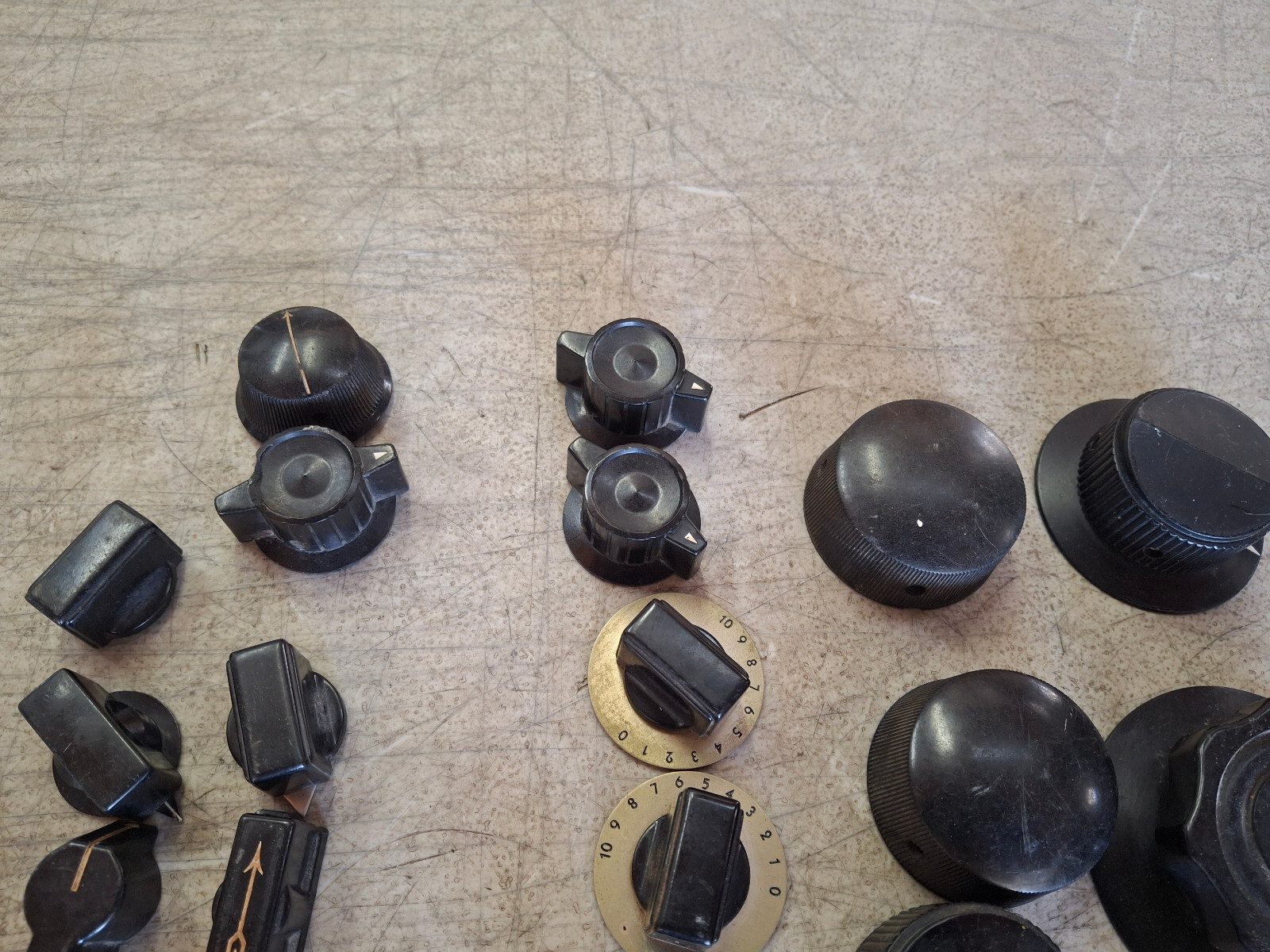 Lot of 40 Vintage Ham Radio Dials Indicator Knobs