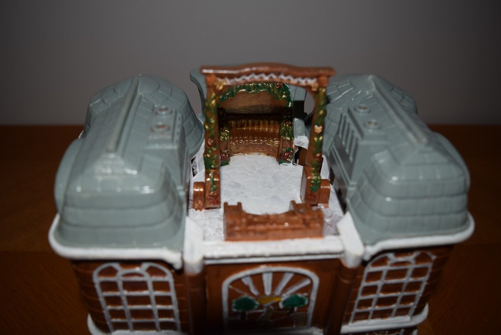 Christmas Gingerbread Townhome