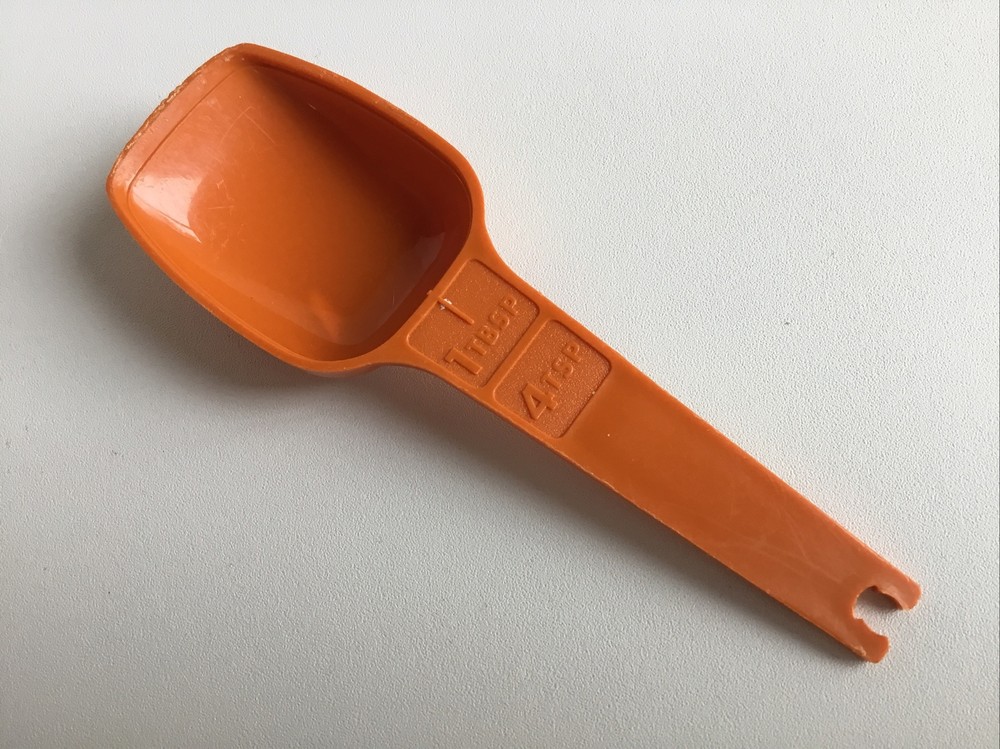 Tupperware Burnt Orange Nesting Measuring Spoon Replacement 1 TBS / 4 tsp