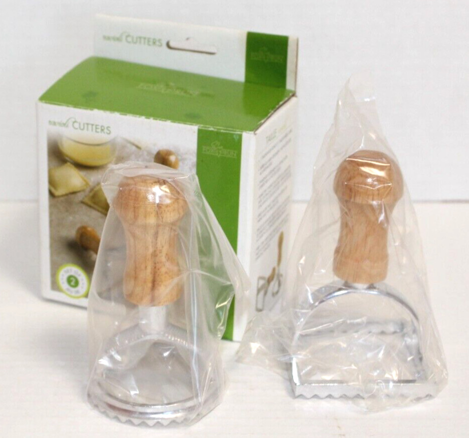 Fox Run Raviloli Cutters 2 Pack NIB